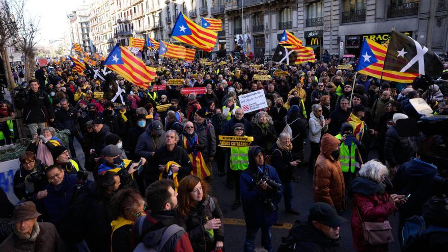 Protesta independentista contra la cimera hispano-francesa: &quot;A Catalunya no hi ha normalitat sinó un conflicte polític no resolt&quot;