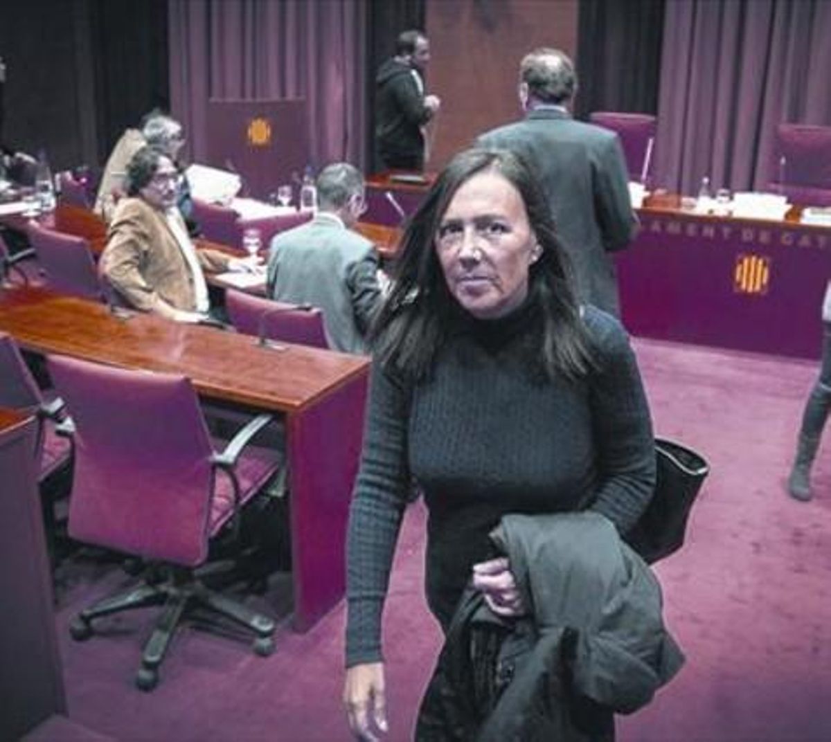 Mercè Gironès, exdona de Jordi Pujol Ferrusola, abandona la ’comissió Pujol’, ahir al Parlament.