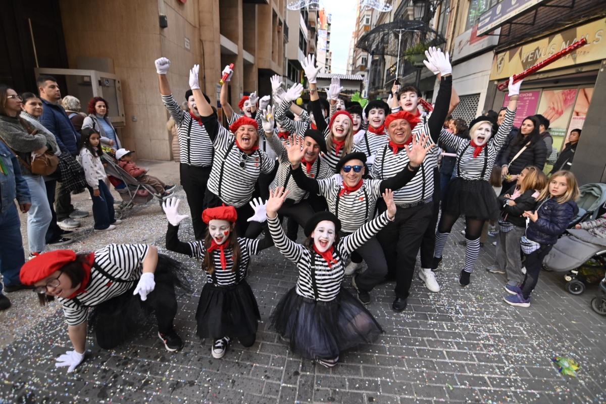 Galería de imágenes del desfile de colles y carros engalanados