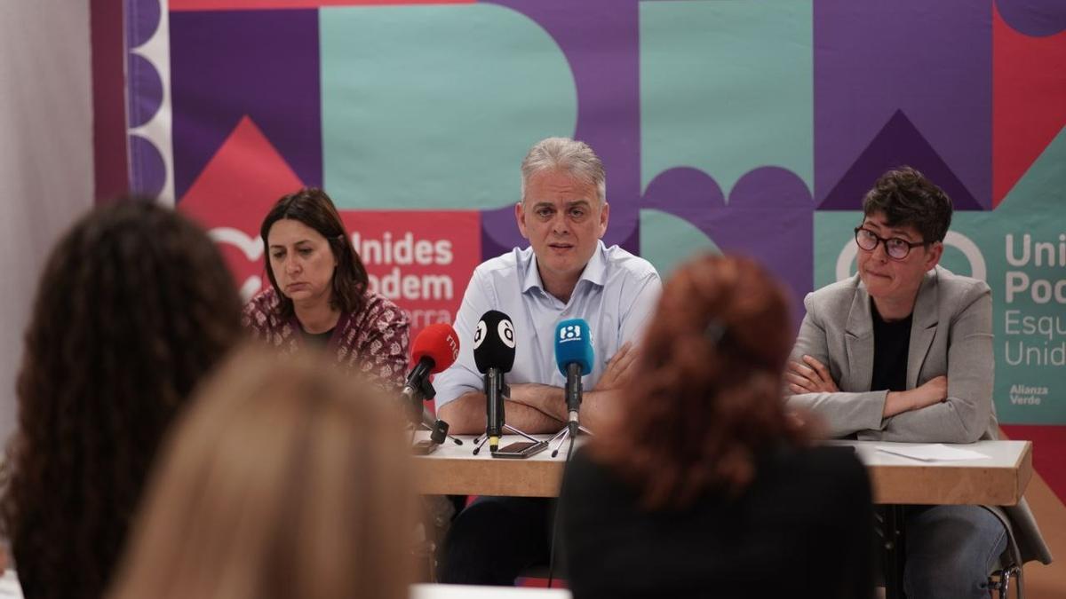 Rosa Pérez, Héctor Illueca y Pilar Lima, esta mañana en València