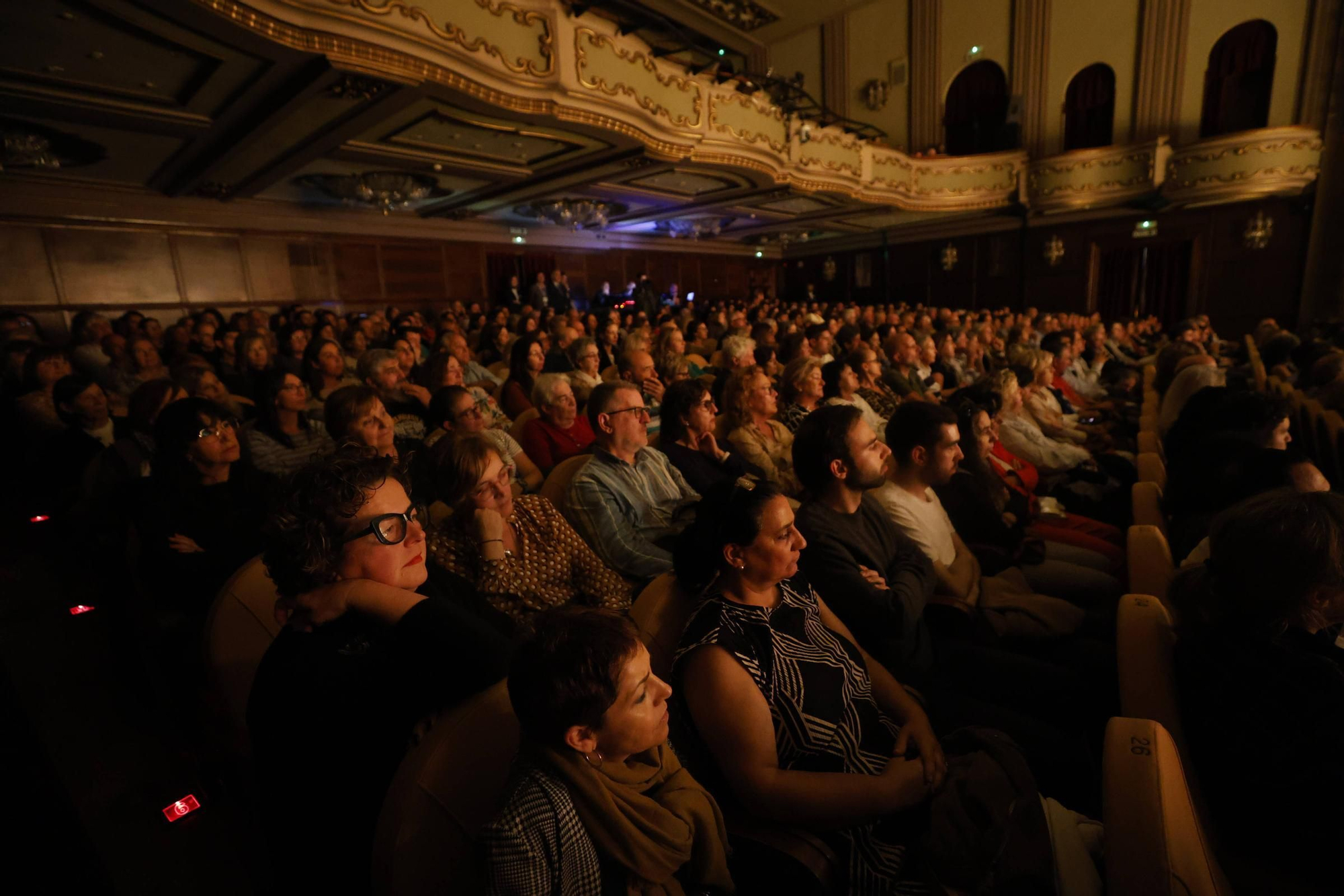 Así fue el encuentro entre Serrat e Iñaki Gabilondo en Gijón.