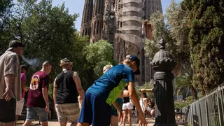 El calor aprieta y no da un respiro: 13 comunidades en aviso y temperaturas de 40 grados