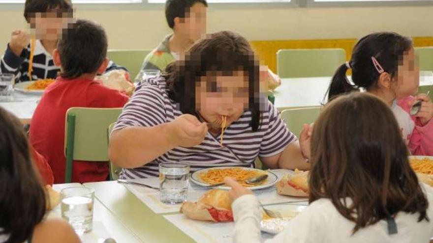 La Xunta regulará la calidad de los menús escolares para evitar la obesidad