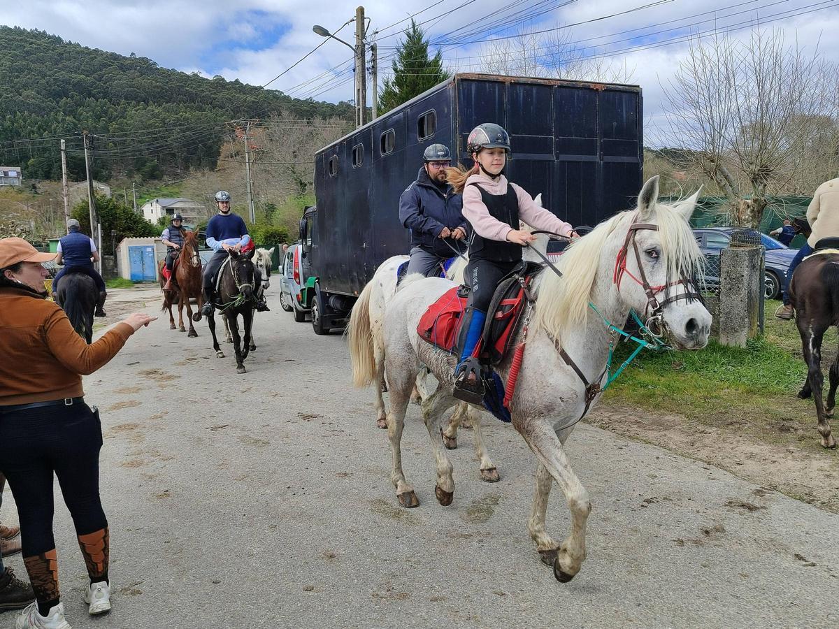Participantes en la XIII Xuntaza Cabalar pola Costa