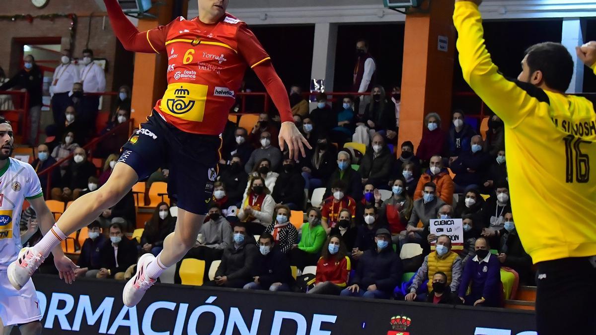 La selección española de balonmano se impone a Irán en el TIE 2022