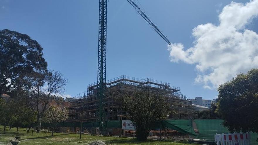 Oleiros supera un año más a A Coruña en número de licencias de obra