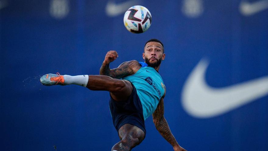 Memphis viaja a Holanda mientras el Barça juega en Pamplona