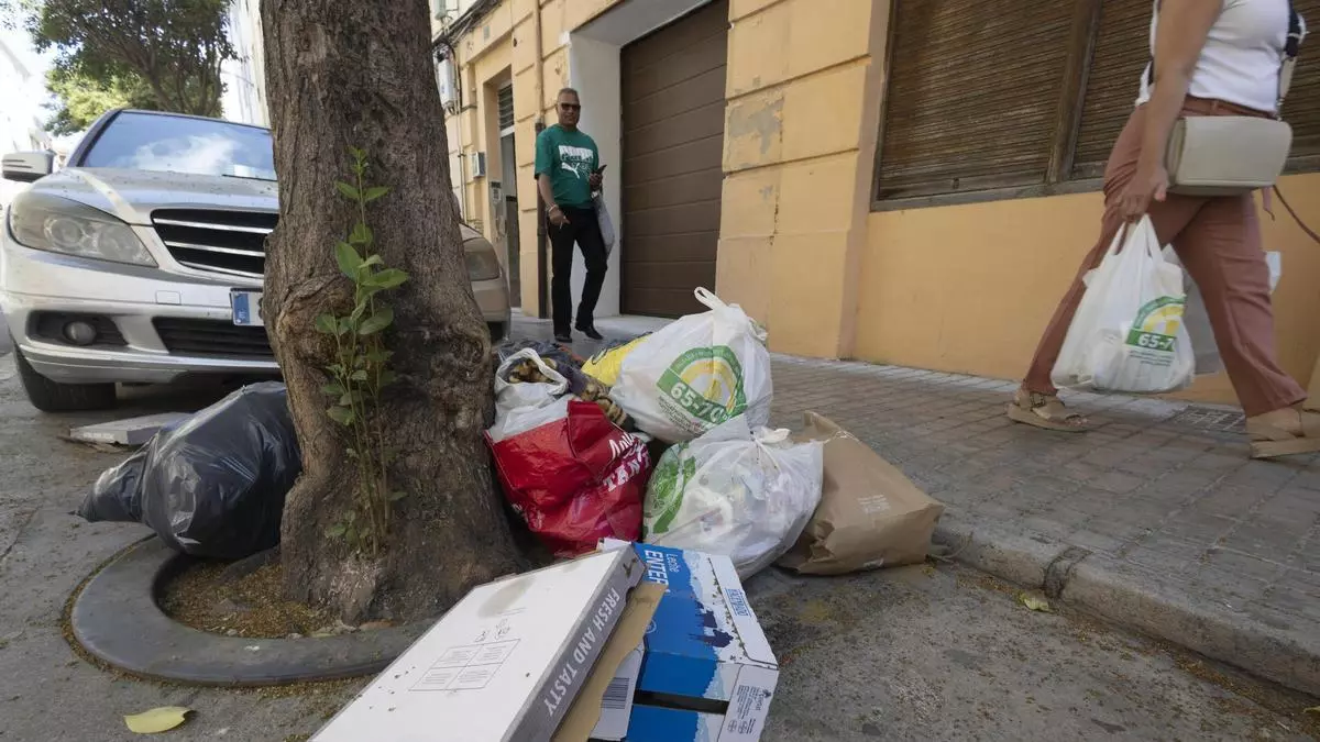Convocan una manifestación en Ontinyent contra el nuevo sistema de recogida de basura puerta a puerta