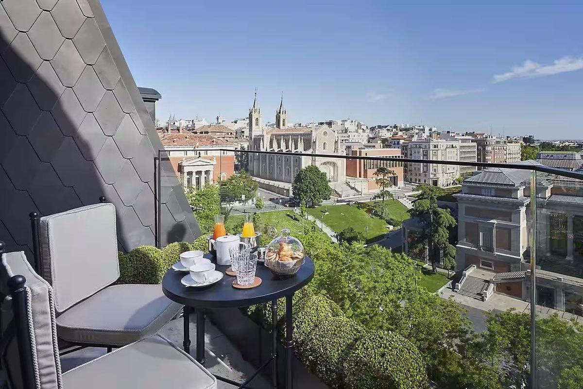Balcón de la suite del Hotel Mandarin Oriental Ritz en Madrid