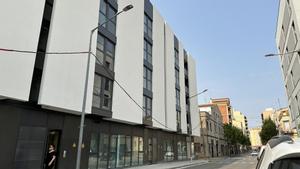 Edificio de vivienda social de Sabadell en la calle Francesc Layret