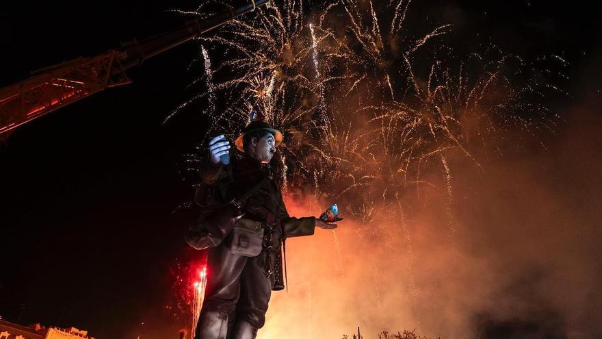 La cabeza del Chaplin ya está en la falla municipal