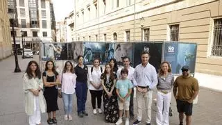 VÍDEO: El Acuario de Gijón enseña "lo que no se ve" de su trabajo con una exposición fotográfica a pie de calle