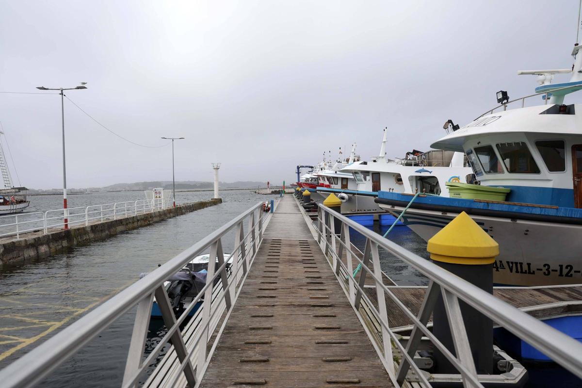 Pantalanes en el puerto de Vilanova