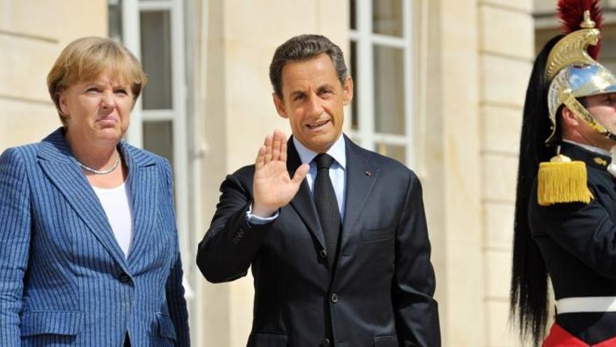 Merkel y Sarkozy  lanzan un gobierno para la eurozona