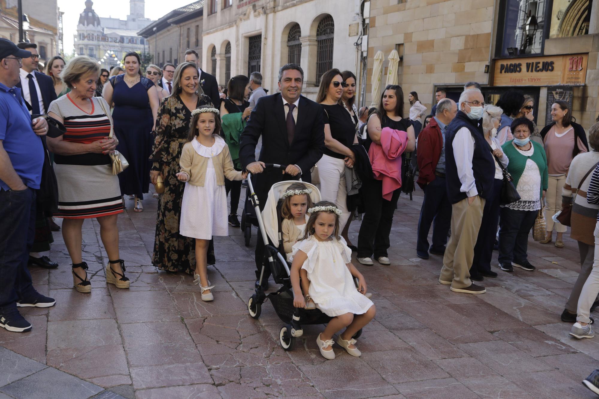 EN IMÁGENES: Oviedo acoge la boda de Paula Canga, hija de Diego Canga, consejero en la Comisión Europea