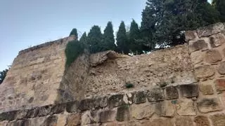 Advierten del "peligro" de otro desprendimiento en la Alcazaba de Antequera sino se refuerzan las murallas
