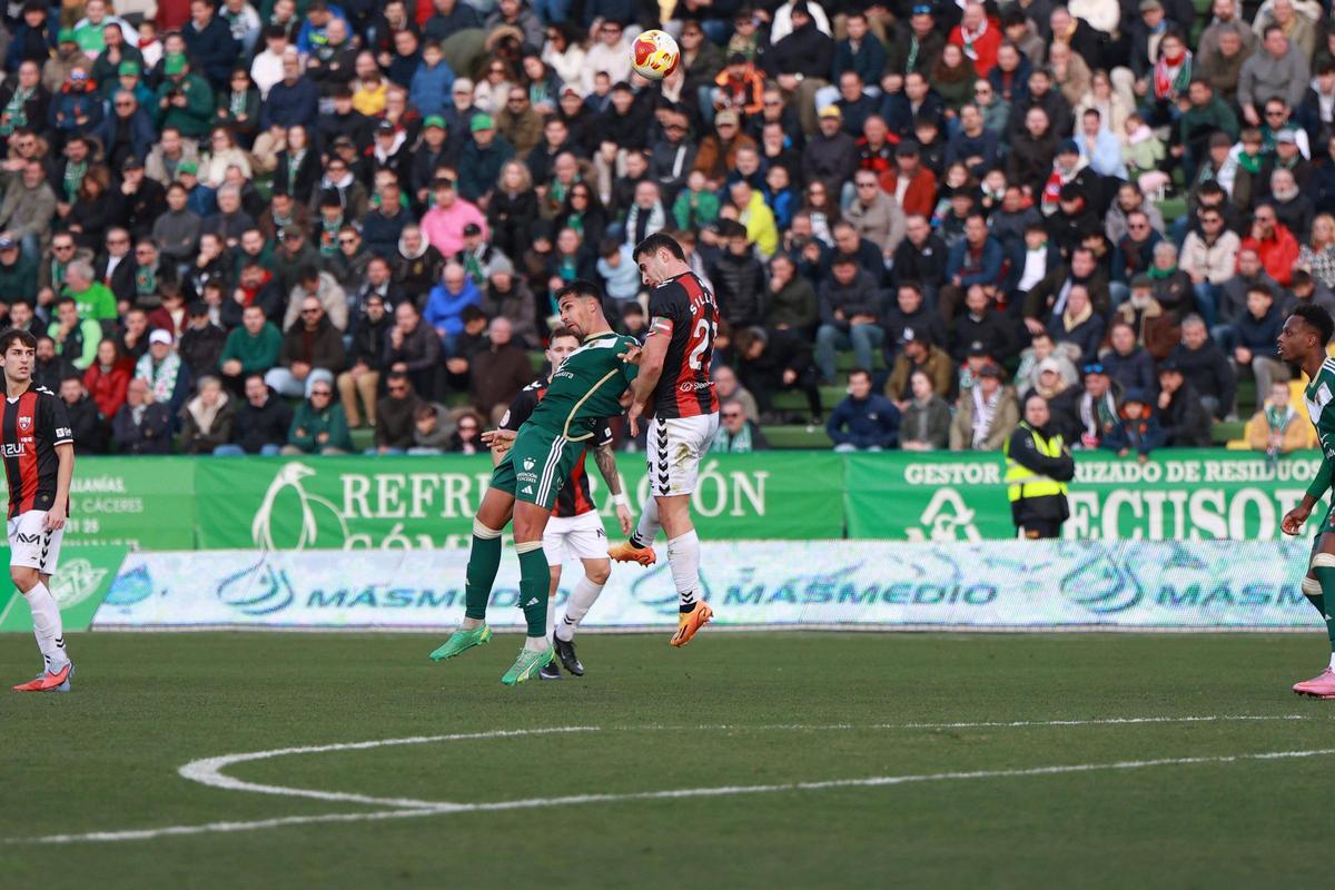 Fotogalería: las imágenes del Cacereño - Arenas Club