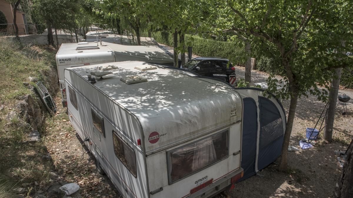 Caravanes en un càmping del Berguedà