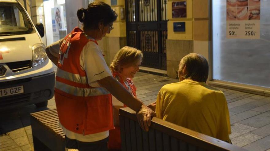Cruz Roja atendió el año pasado a casi 800 personas sin hogar