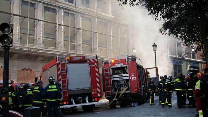 Incendio sin heridos en el Teatro Albéniz de Madrid