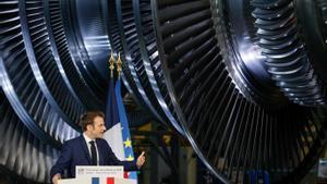 L’aposta nuclear de França avança amb peus de plom