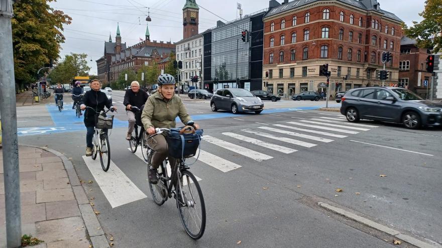 &quot;Se ahorra un euro por cada kilómetro que se hace en bici&quot;, destaca Copenhague sobre su modelo de movilidad sostenible