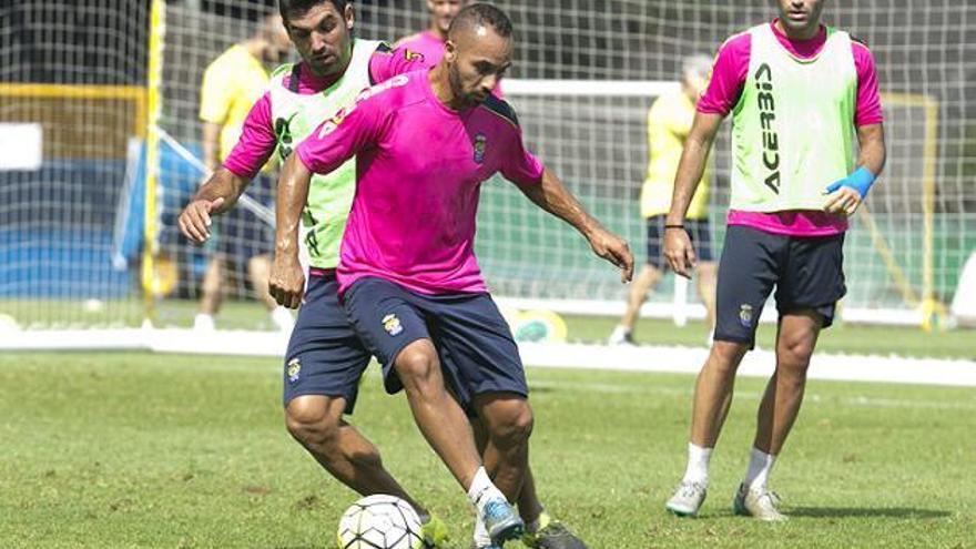 El Zhar: &quot;No creo que el Eibar venga a jugar atrás&quot;