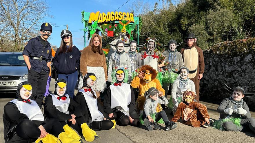 El oriente de Asturias sigue sin quitarse la careta: suma una veintena de fiestas de Carnaval y aún resta la última que se celebrará en España