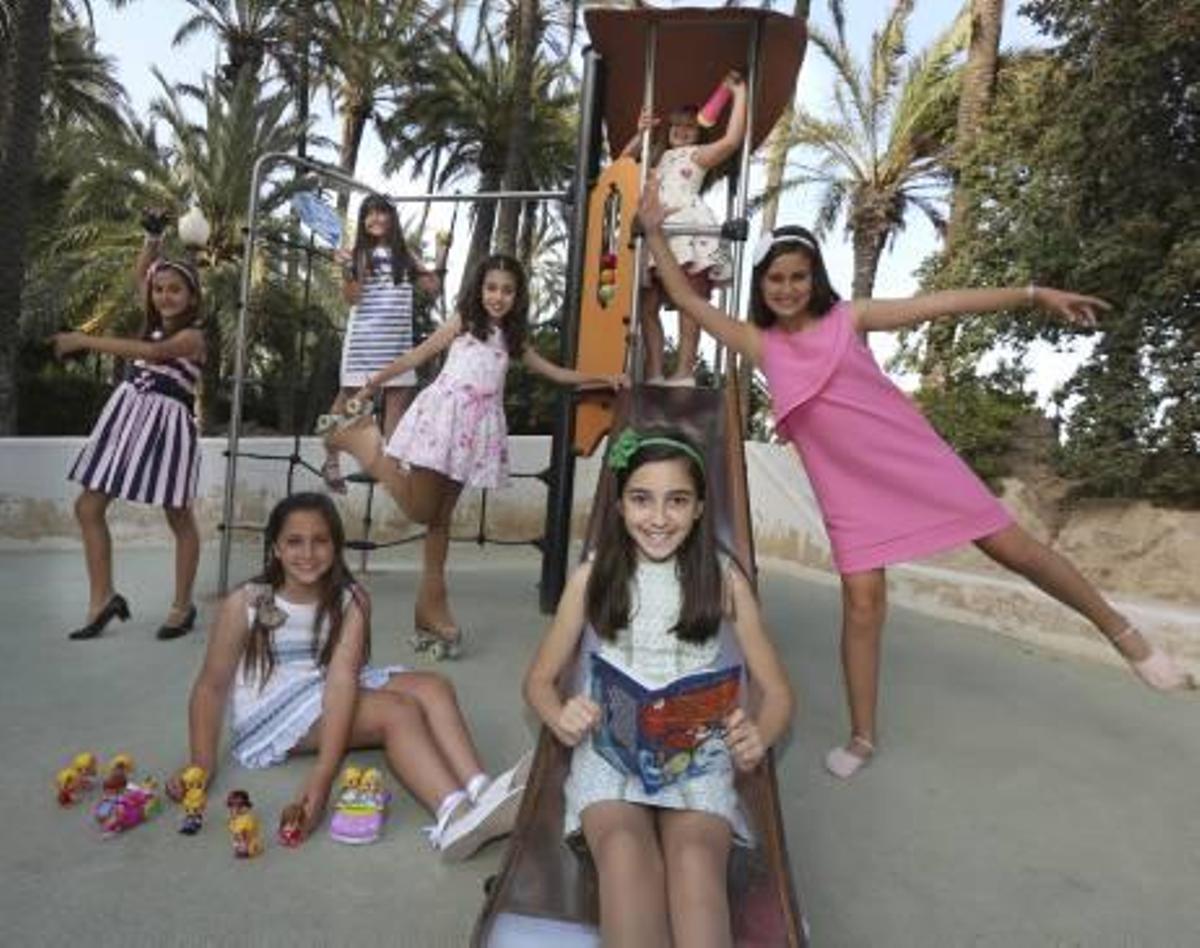 Nuria Domínguez, África Bonete, Candela Gómez-Reino, Nuria Menargues (Bellea Infantil), María Caturla, María García y Natalia Sánchez.