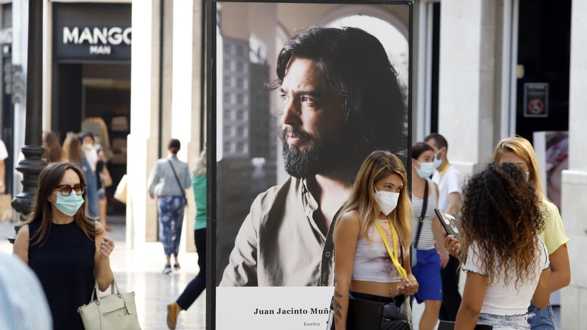 175 aniversario de los institutos Gaona y Martiricos en una exposición en la calle Larios