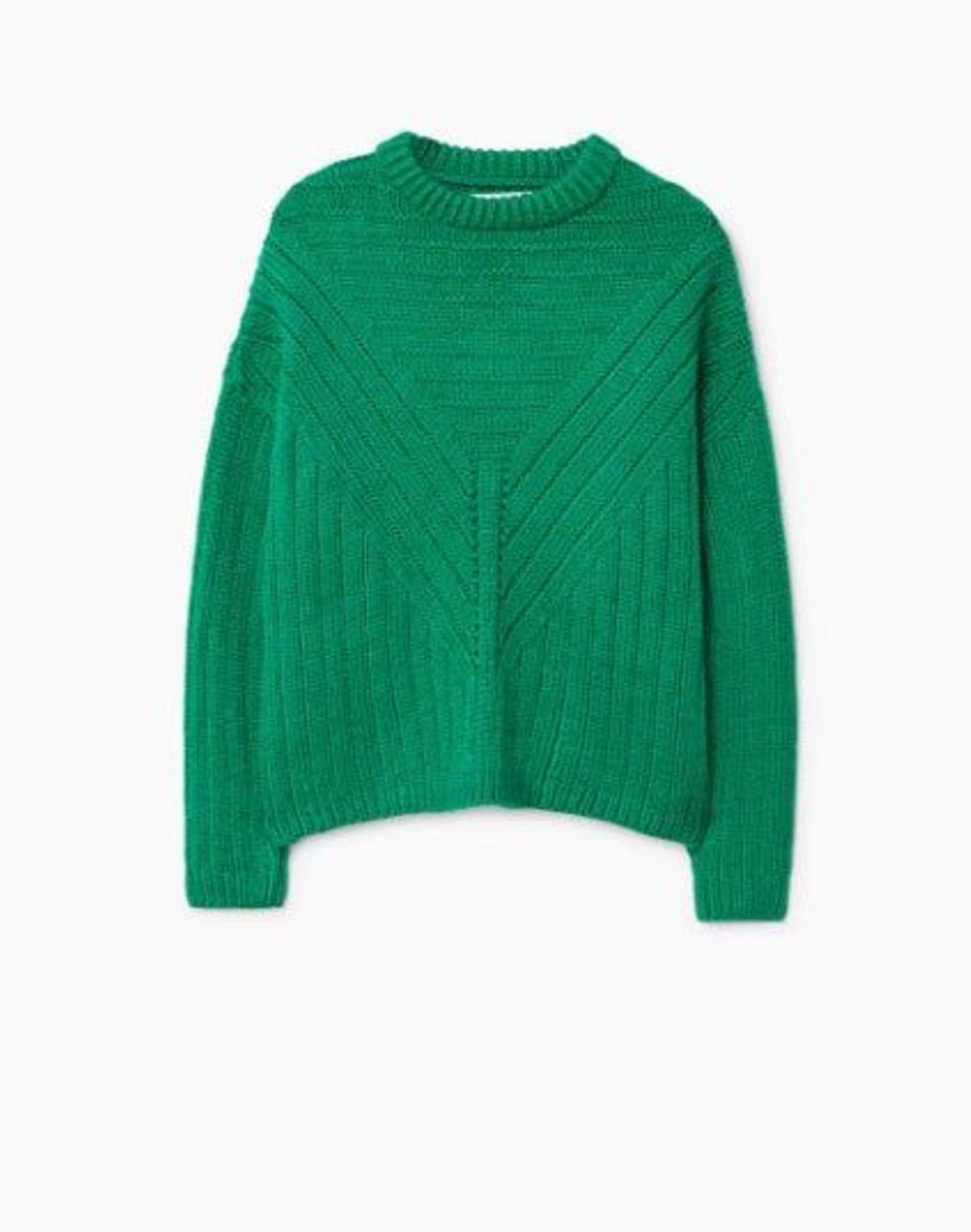 Jersey oversize verde de Mango. (Precio: 35, 99 euros)