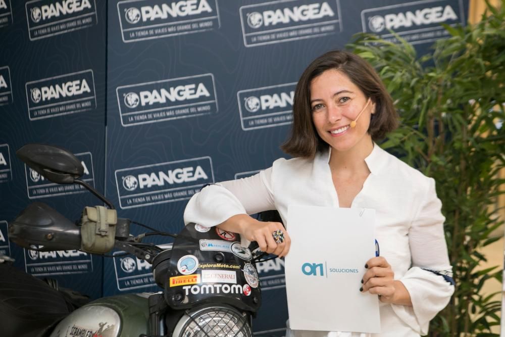 Alicia Sornosa, la única mujer europea de habla hispana en recorrer el mundo en moto