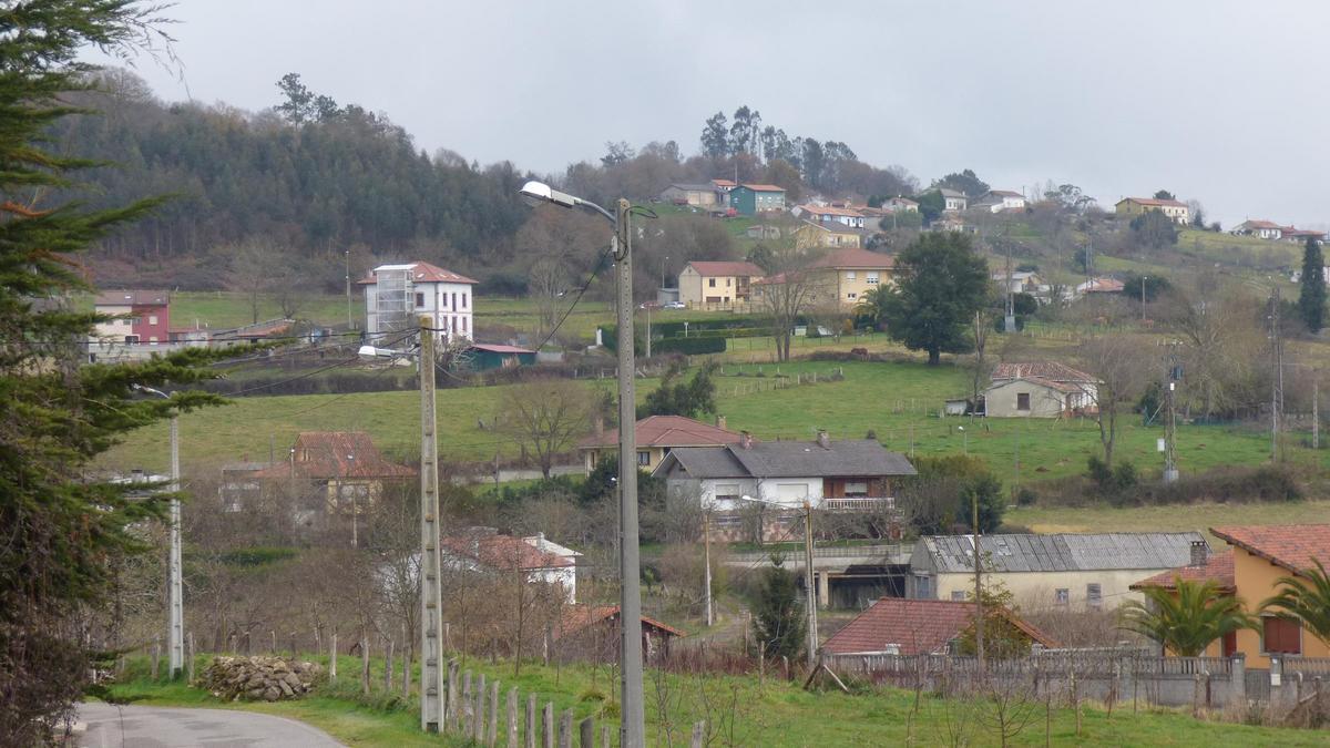 Vista de una de las localidades de la zona rural de Siero, en La Secada.