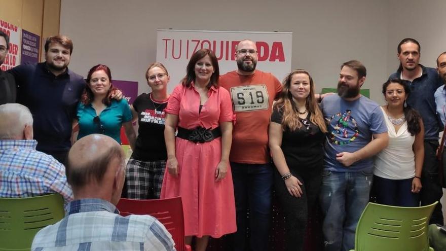 Foto de familia de la nueva coordinadora local de IU en Murcia