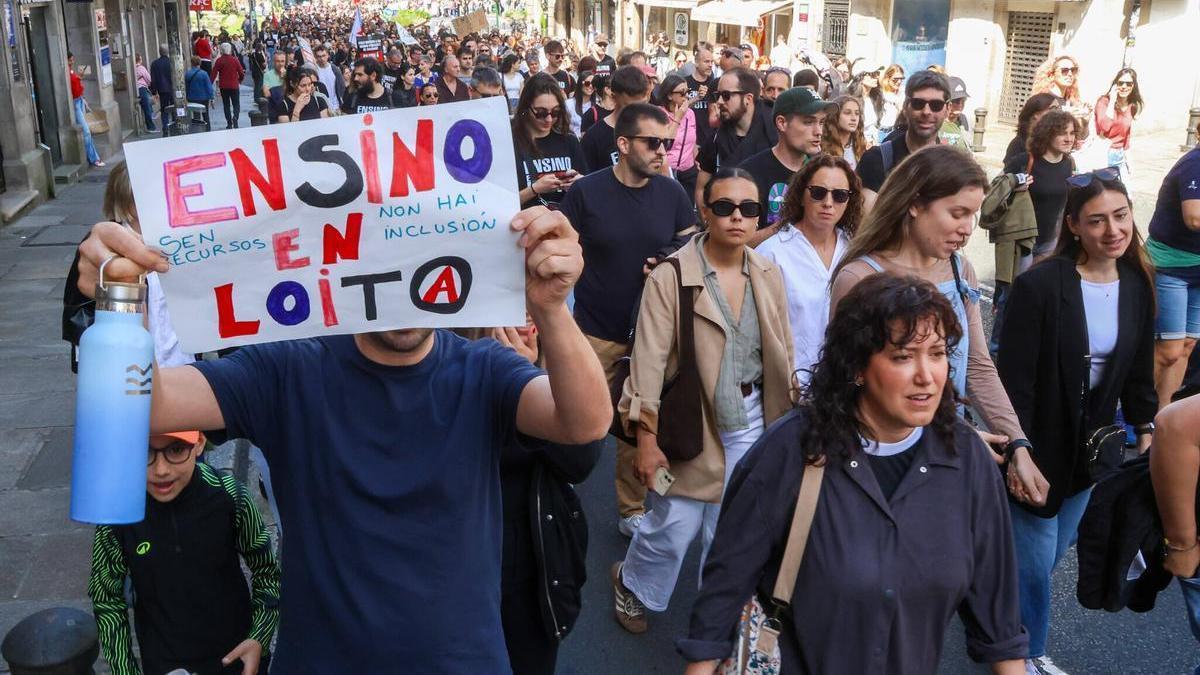 Asistentes a la manifestación de Santiago de estos días.