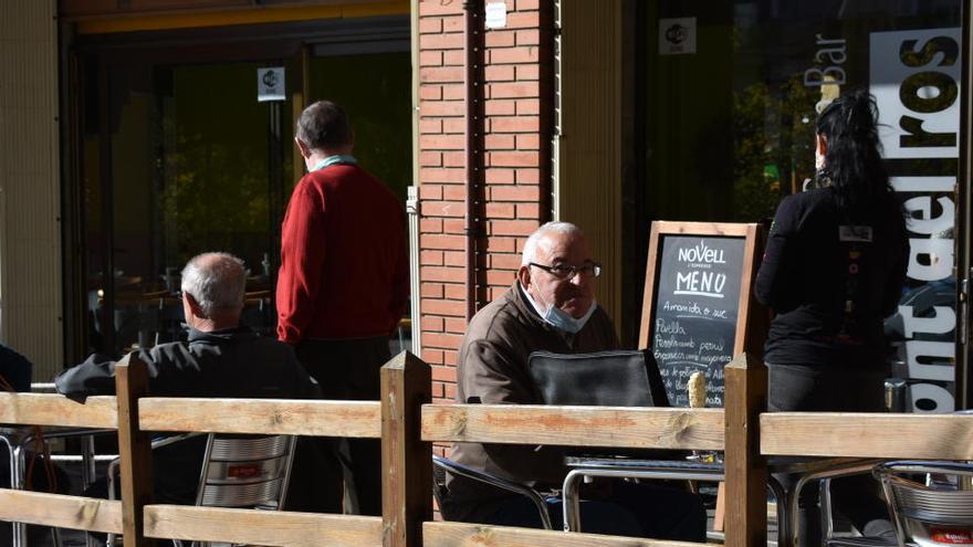 La terrassa de la Granja de la Font del Ros, abans de les restriccions.