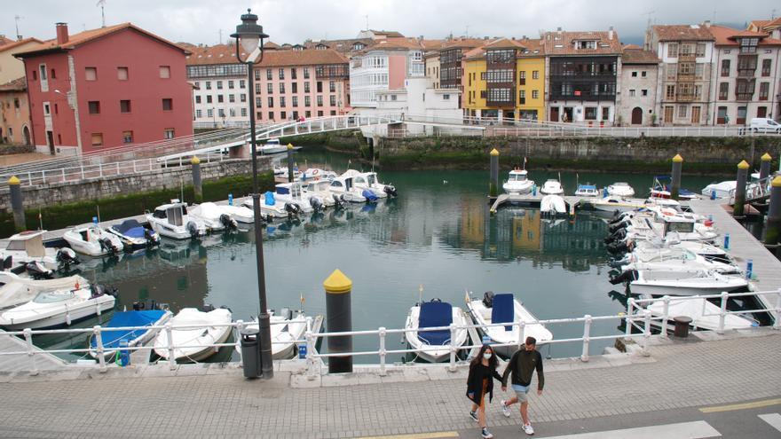 Multa millonaria a un cartel de constructoras por amañar contratos de obras públicas como el Puerto de Llanes o la EDAR de Navia