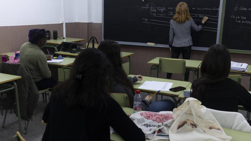 Los estudiantes valencianos no subirán nota con historia en la EBAU como propone el Ministerio de Educación