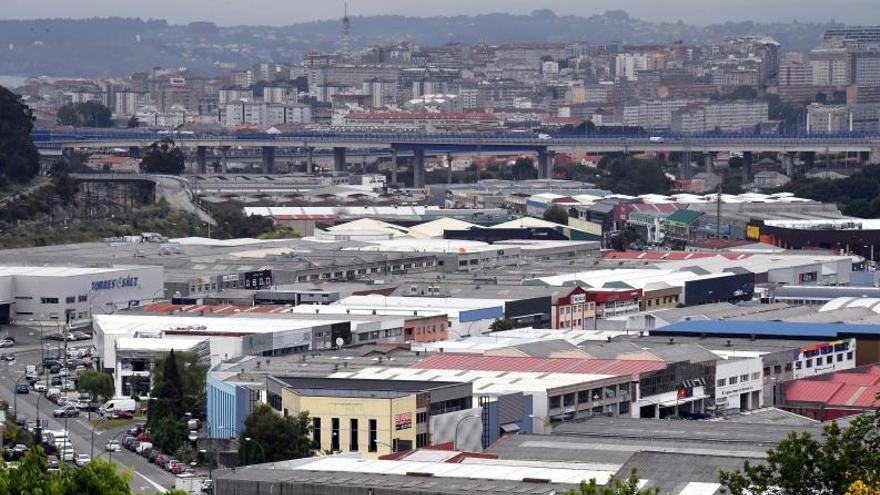 Evacuado a un centro médico un ciclista accidentado en Pocomaco