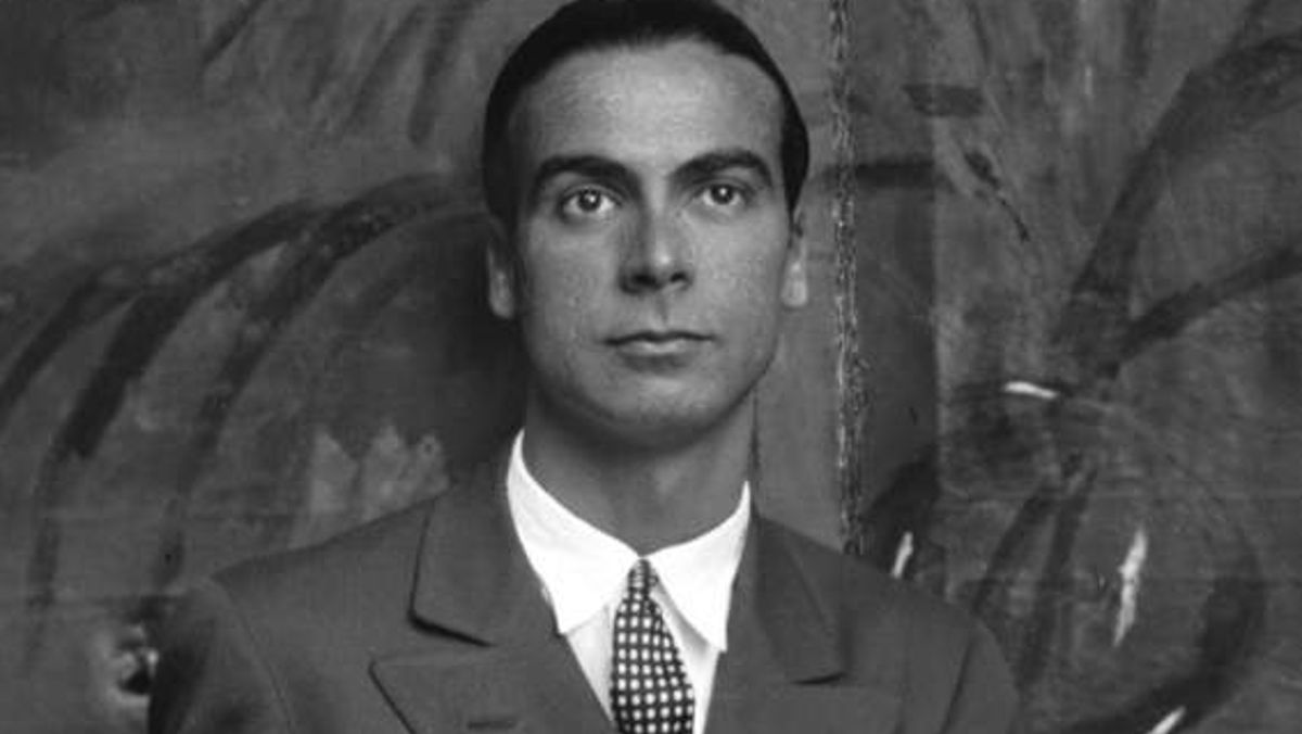 Cristóbal Balenciaga.