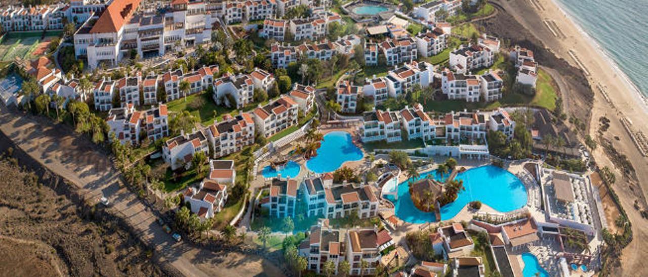 Imagen aérea del hotel Fuerteventura Princess Esencia, ubicado en la playa de Esquinzo, cerca de Morro Jable.