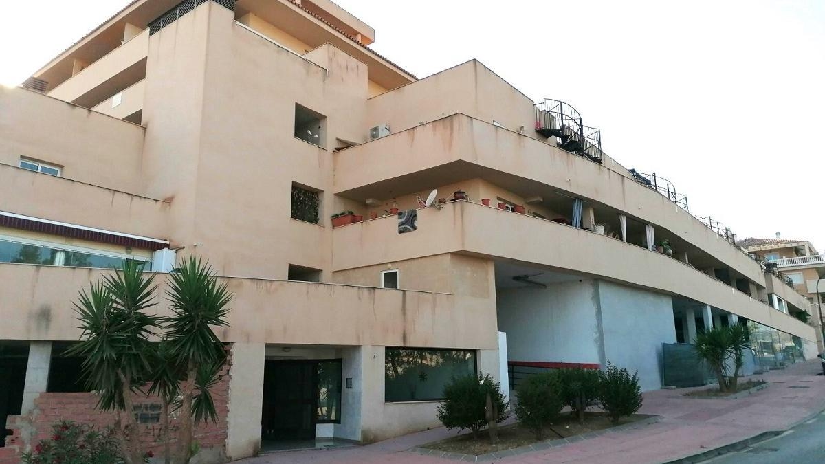 Los locales comerciales están situados en la urbanización Añoreta de Rincón de la Victoria.