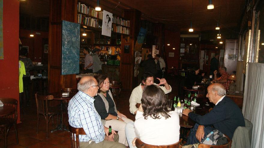 La cafetería-librería Ítaca en Santa Eulalia es un auténtico templo del ocio y la cultura.