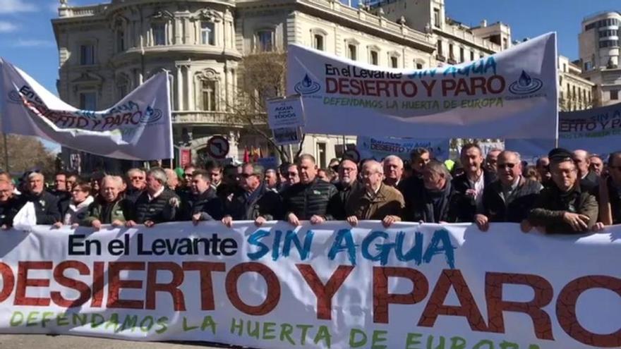 Los agricultores se manifiestan en Madrid para "pedir más agua"