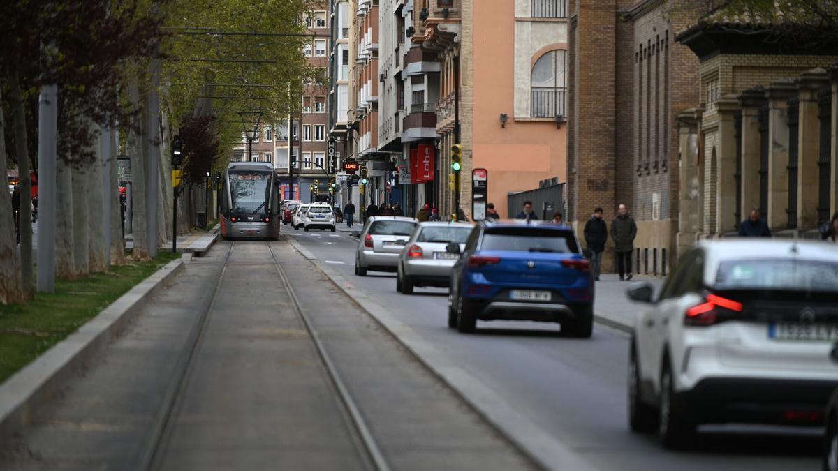 Zaragoza consolida la reducción del tráfico en el centro de la capital.