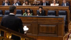 Pedro Sánchez interviene durante una sesión de control en el Congreso