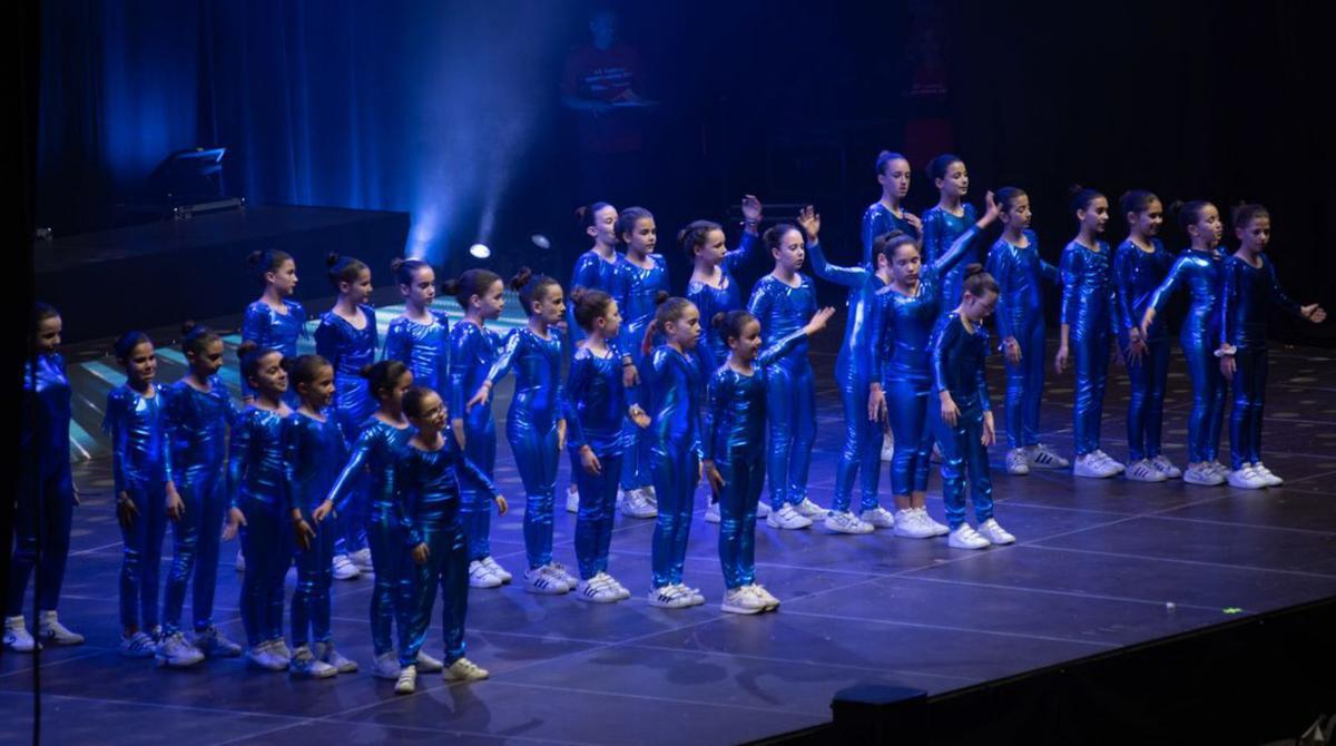 Intercentros abarrota el Coliseum en un festival de solidaridad