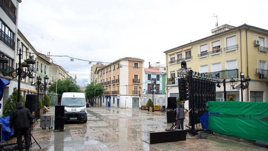 La lluvia obliga a aplazar la fiesta por el ascenso del Eldense