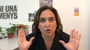 ada-colau--captulo-3-aexisten-las-buenas-noticias--10semanas