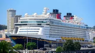 El crucero Disney Fantasy hará 6 escalas en A Coruña este 2025